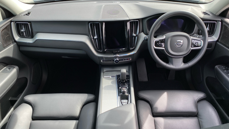 Volvo XC60 2.0 B4D Plus Dark 5dr AWD Geartronic Diesel Estate